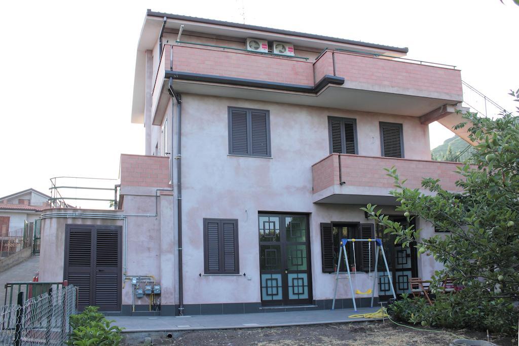 Etna Holiday Home Nicolosi Bilik gambar
